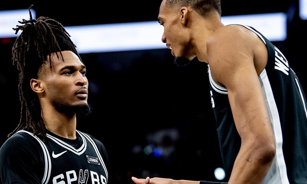 FOTO: Reprodução/X/Spurs
